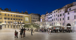 Place de l'Équerre à Toulon, France